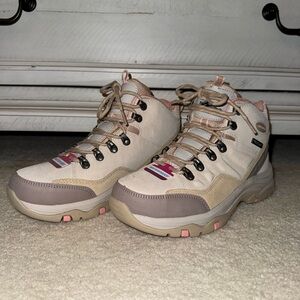Skechers Women's Waterproof Relaxed Fit Beige and Pink Outdoor Shoes